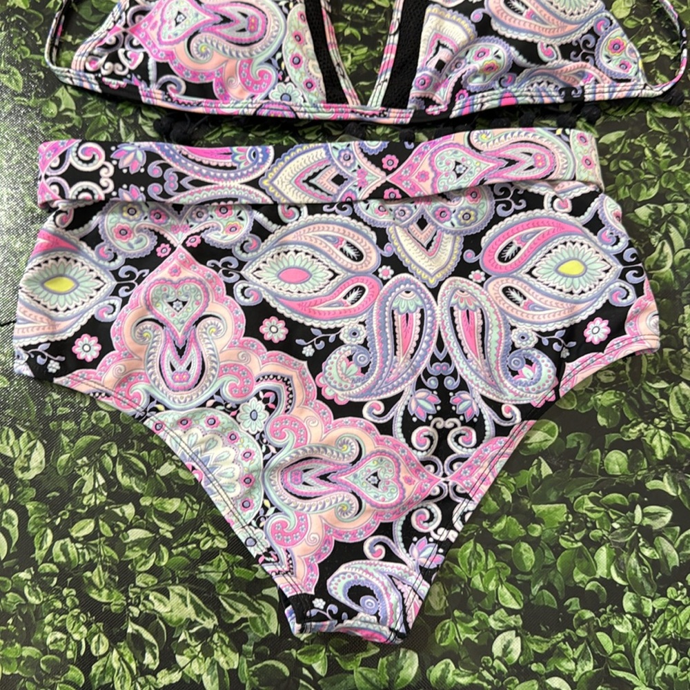 Paisley Bikini Set - Pink and Black - Picture 4 of 9